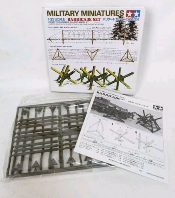 Tamiya 35027 1:35 Barricade Set Kit